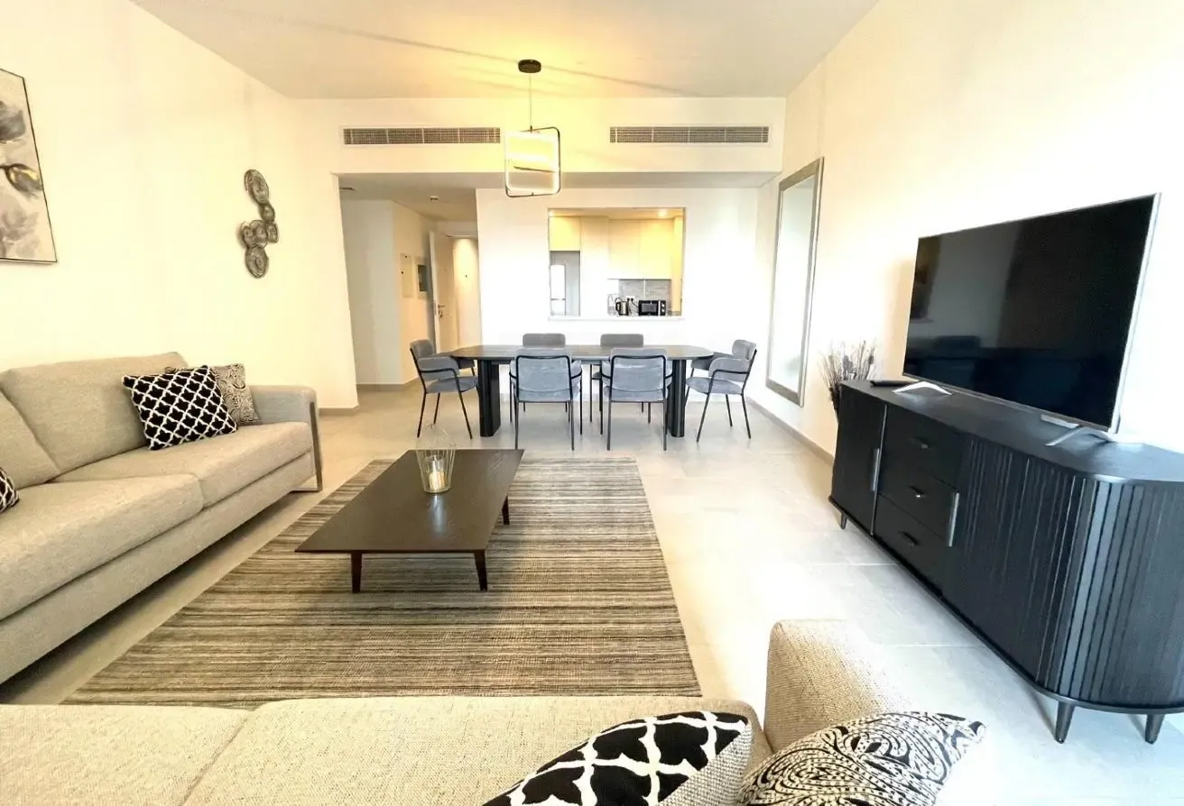 PRIME LOCATION - HUGE LAYOUT - AMAZING COMMUNITY
