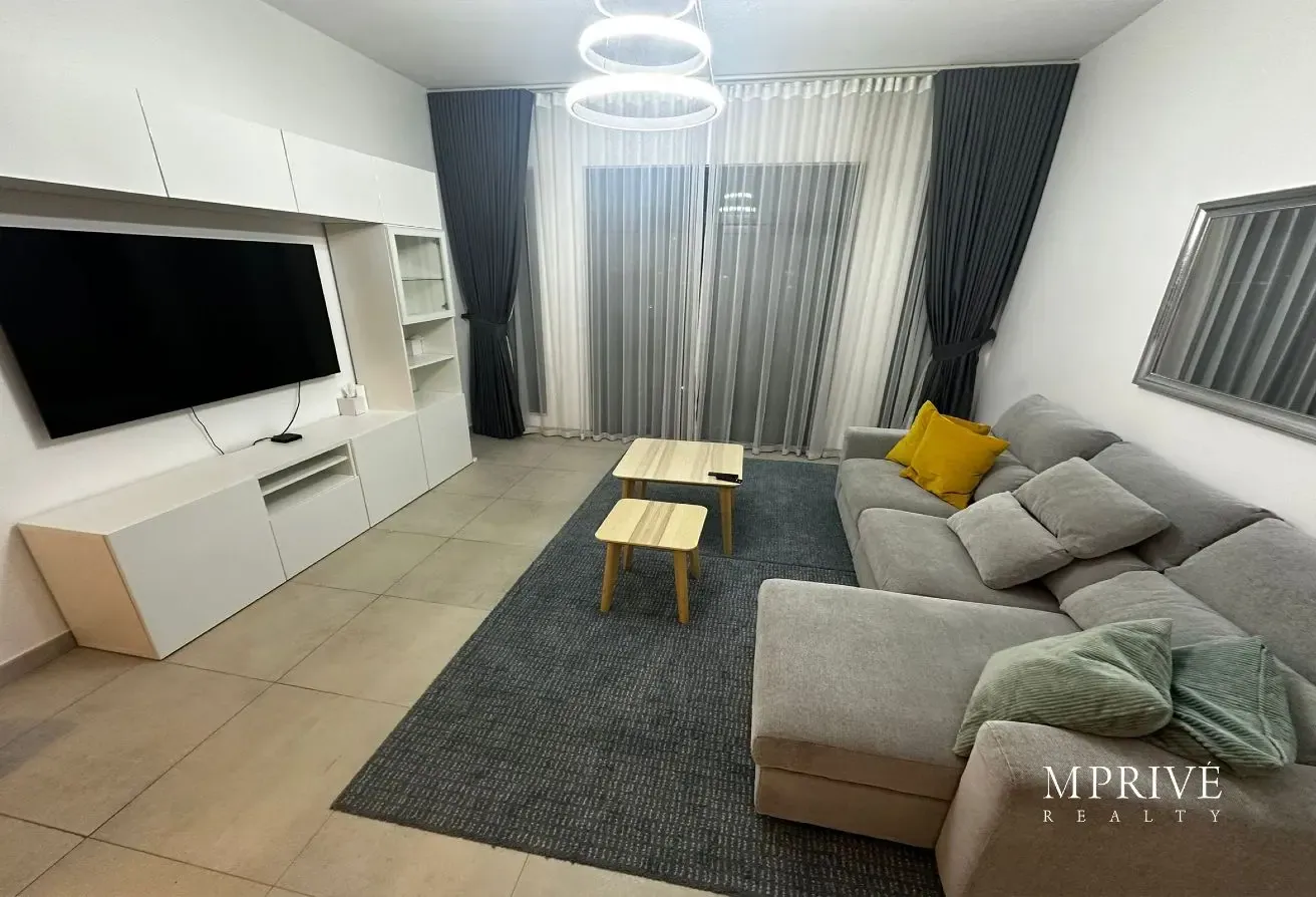 Spacious | Fully Furnished | Community View