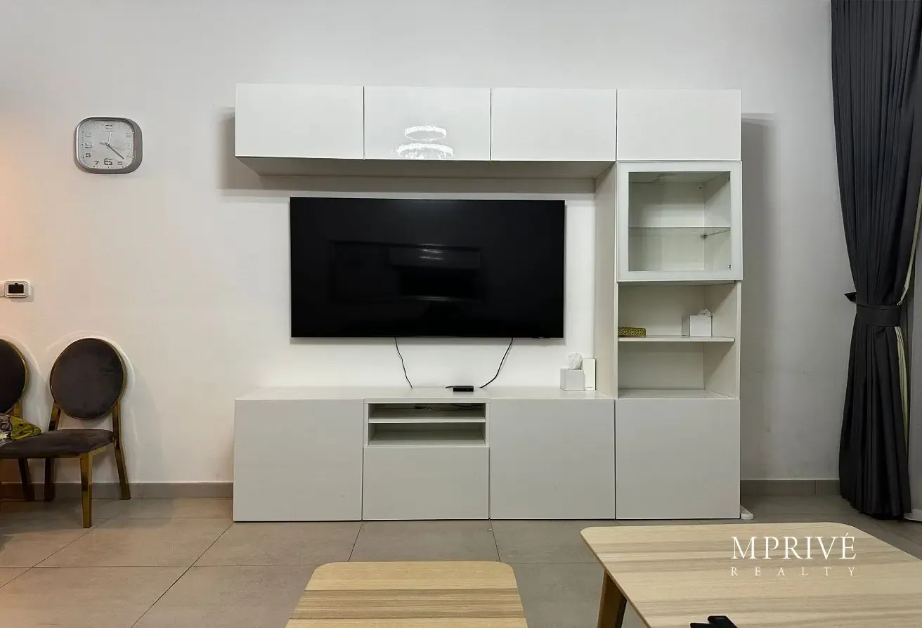 Spacious | Fully Furnished | Community View