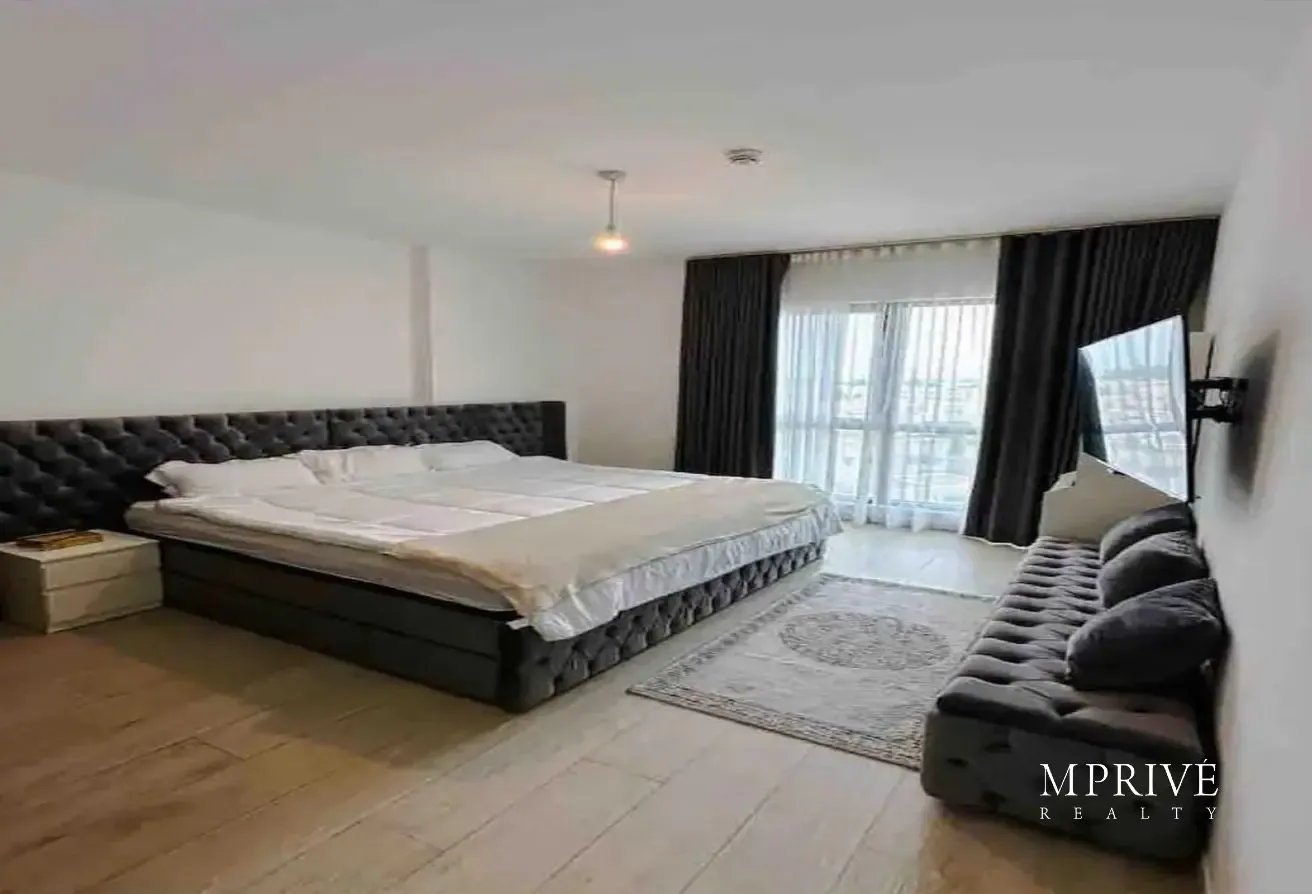 Spacious | Fully Furnished | Community View