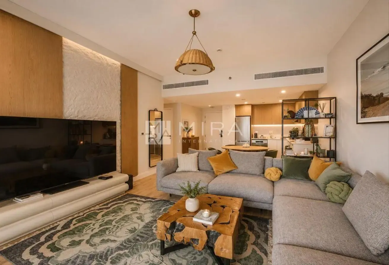 Vacant | Prime Location | Fully-Furnished