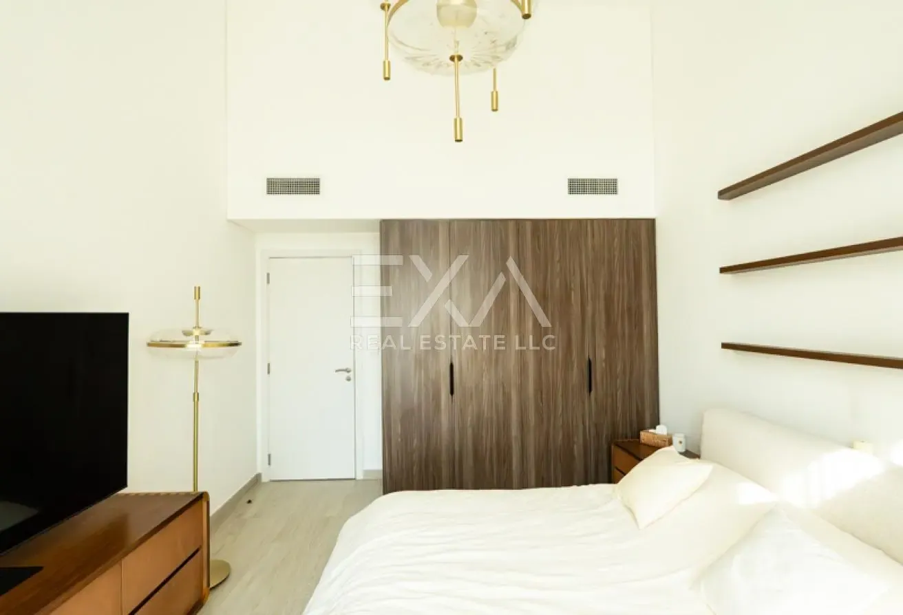 Ready to Move in I Fully Furnished I Exclusive