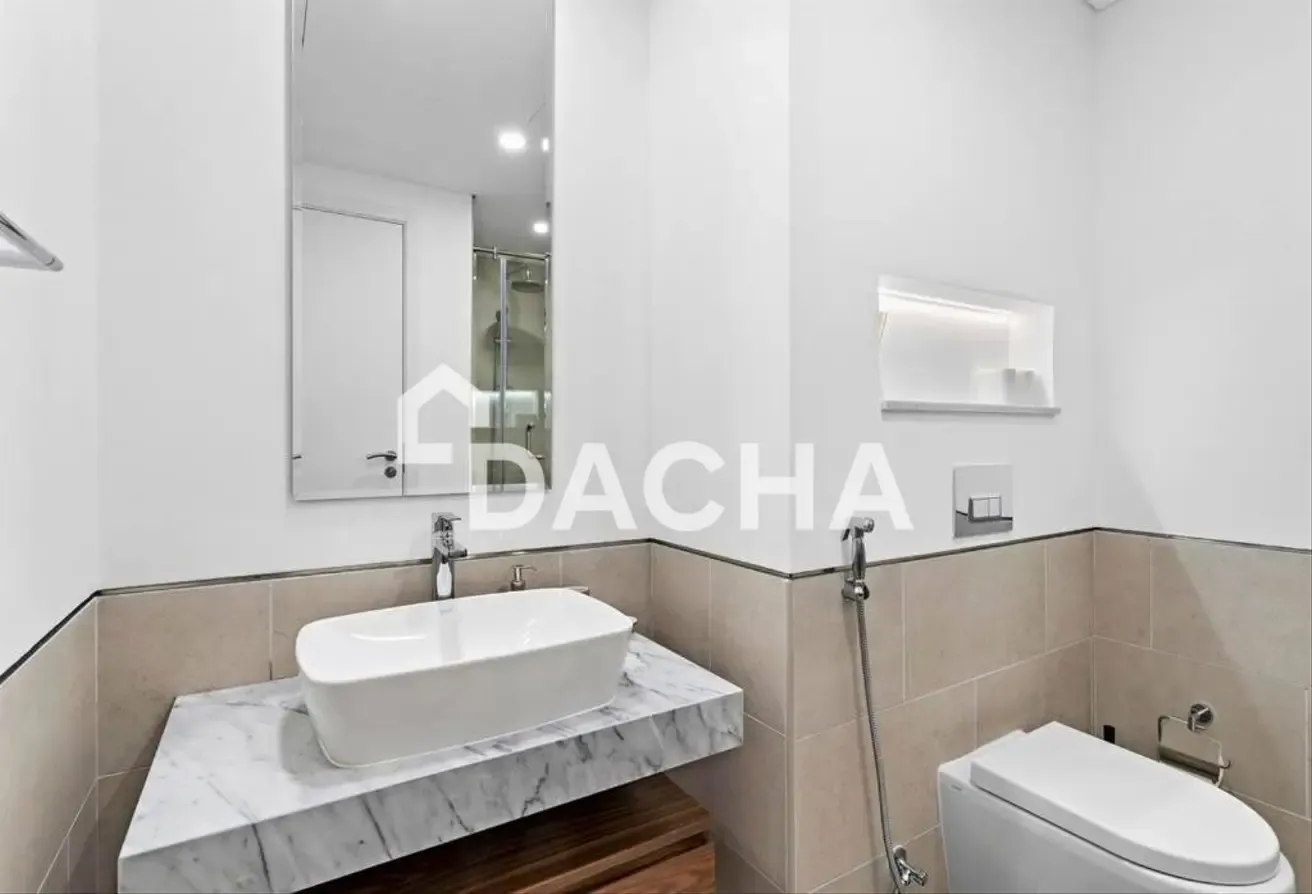 Vacant | Furnished | High Floor | Bright Unit