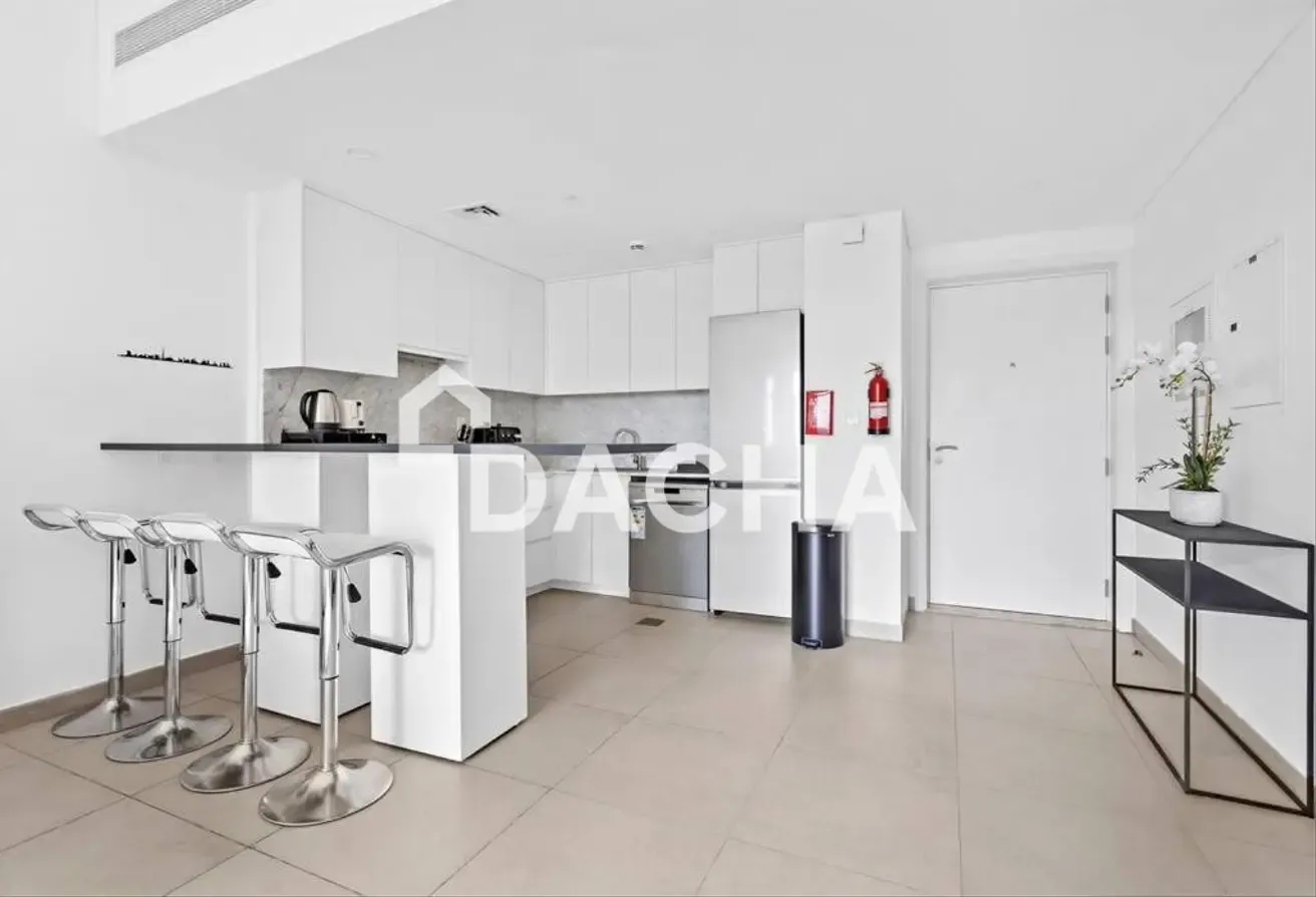 Vacant | Furnished | High Floor | Bright Unit