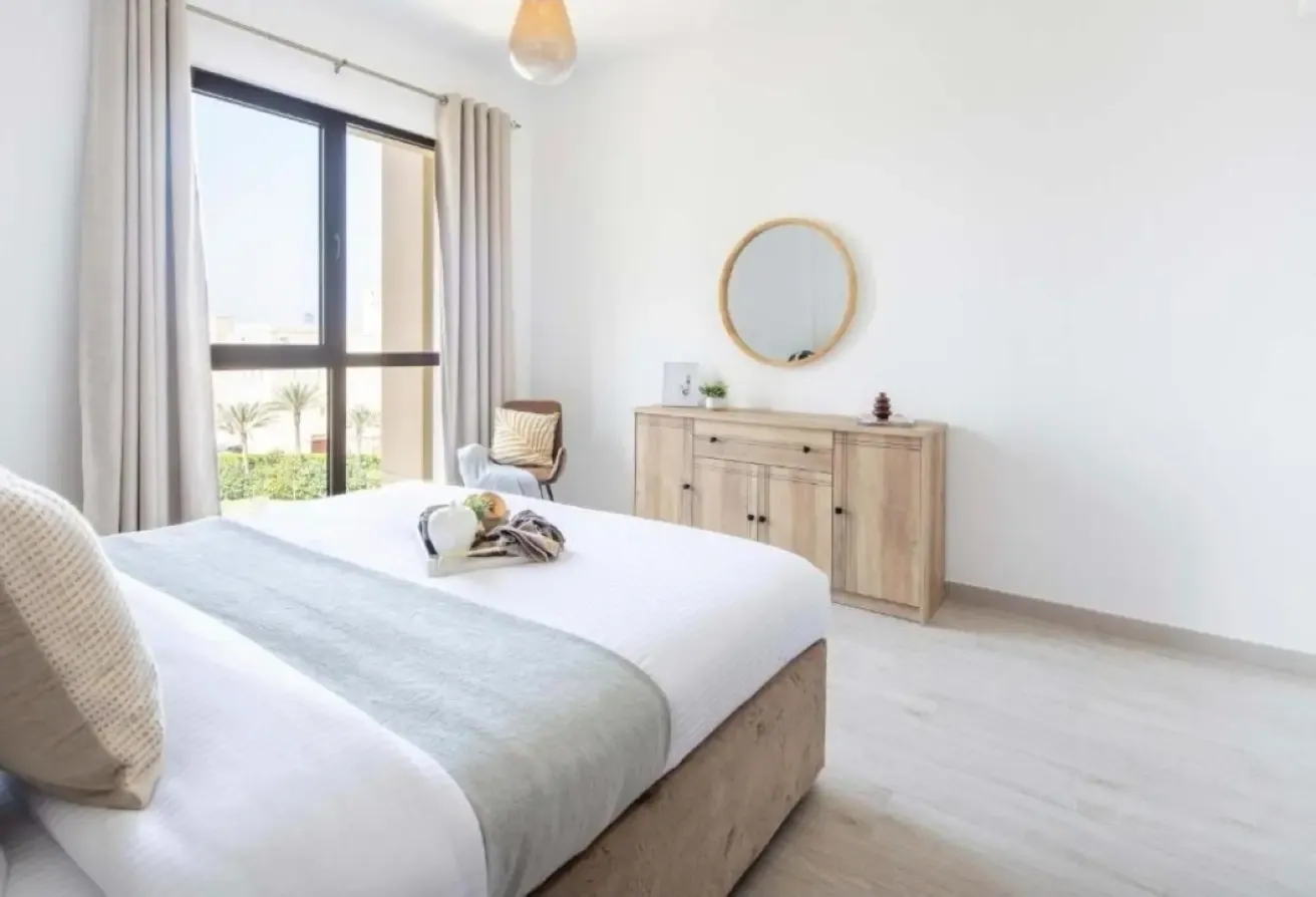 Ready to Move // Furnished One Bedroom // Lamtara