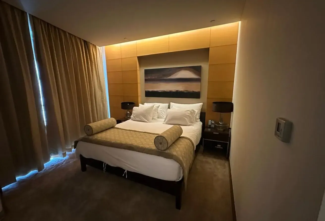 FULLY FURNISHED | CITY VIEW | 1 BEDROOM APARTMENT