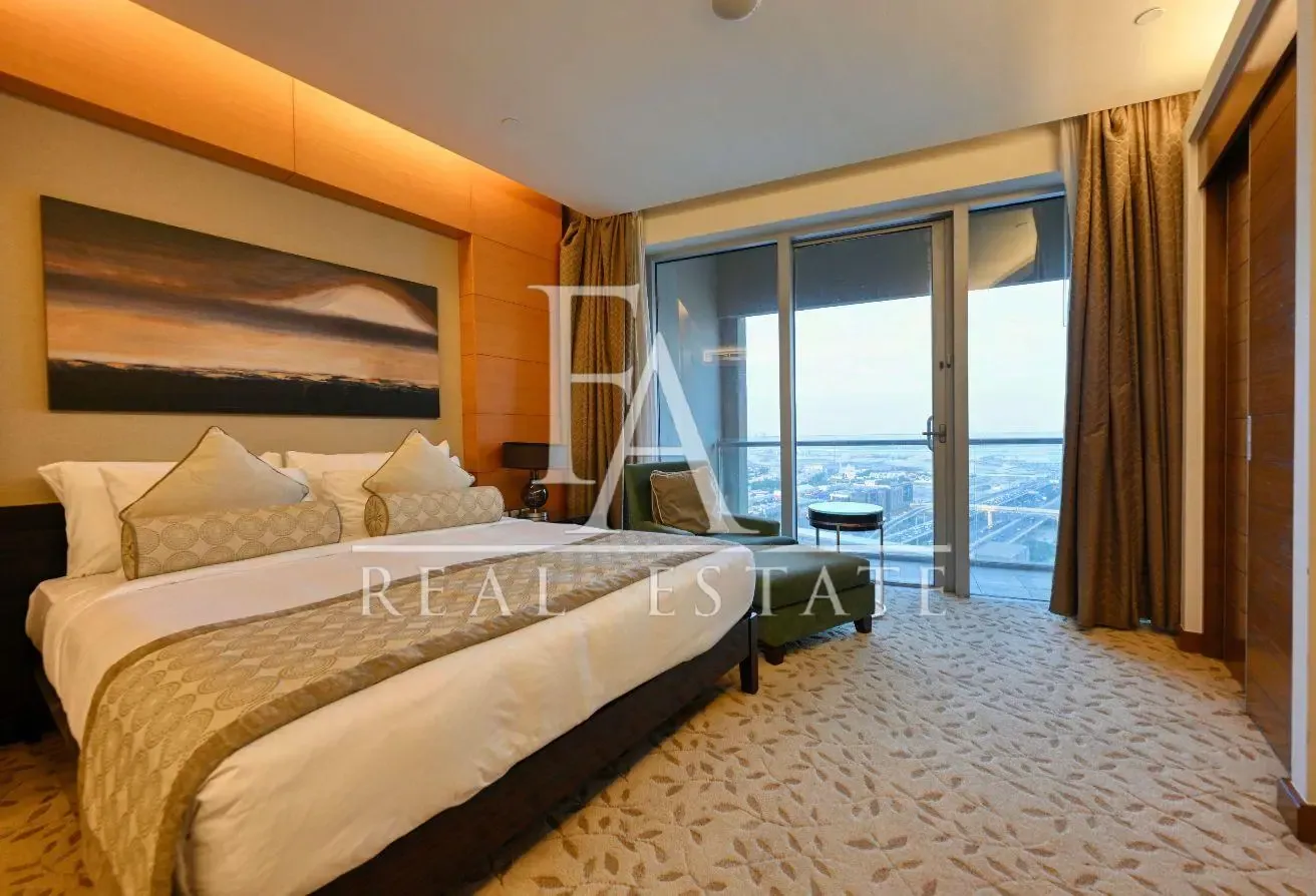 Luxury Studio | Prime Location | Iconic Views