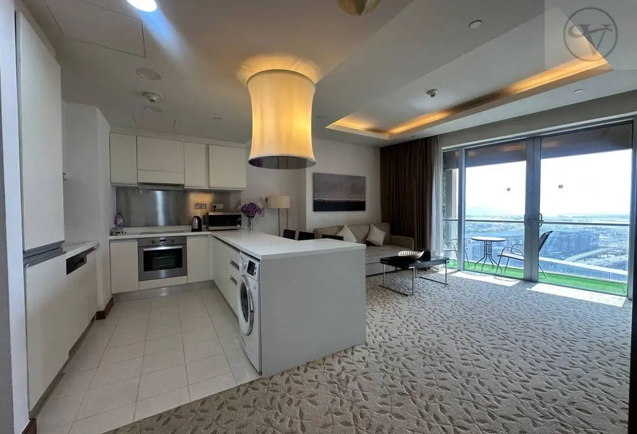 Close to Dubai Mall | Prime Location | Spacious