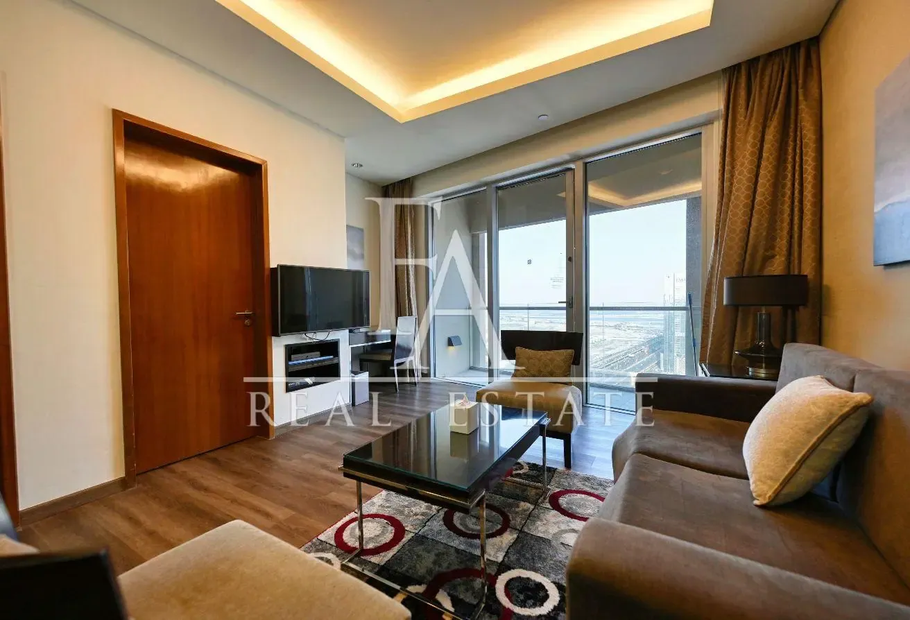 Prime Views | Available | Downtown Luxury