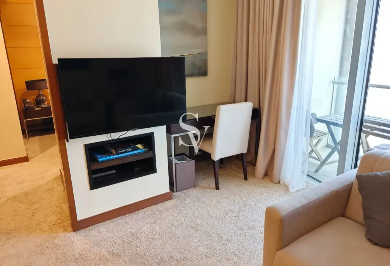 High Floor | Furnished | Direct Access To Mall