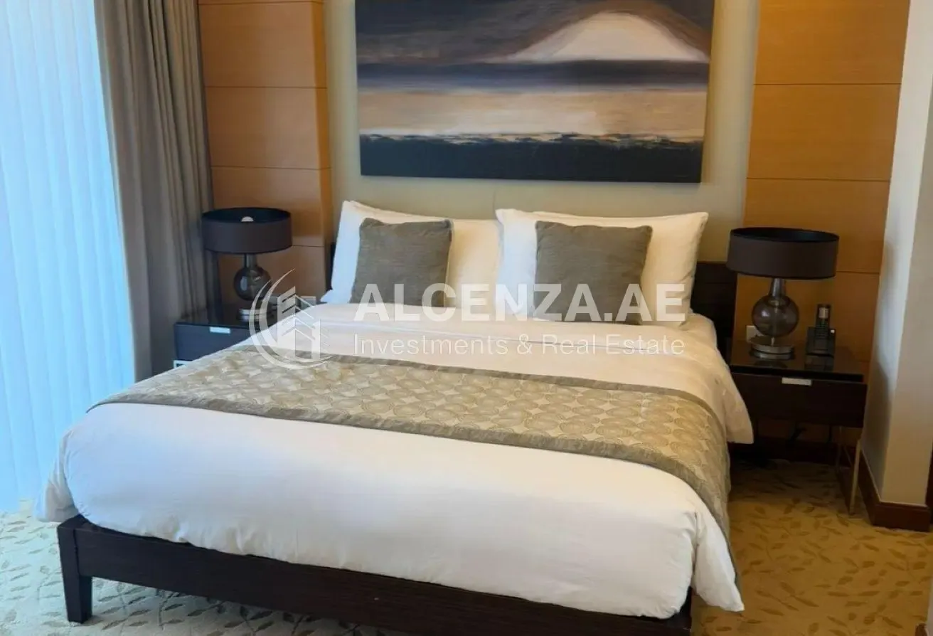 Bright Studio | High Floor | Burj Views