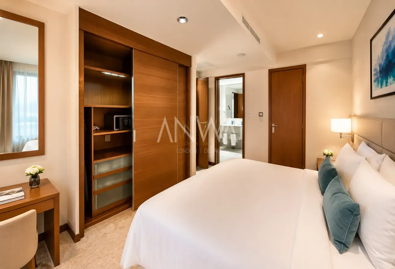 Luxury 1BR | Direct Dubai Mall | Downtown Dubai