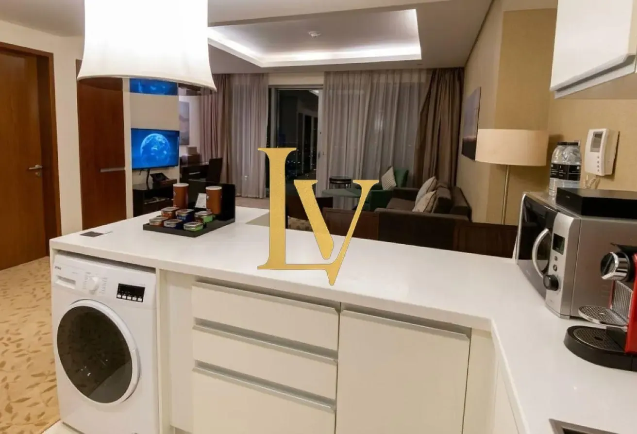 High Floor | Luxury Living | Direct Mall Access