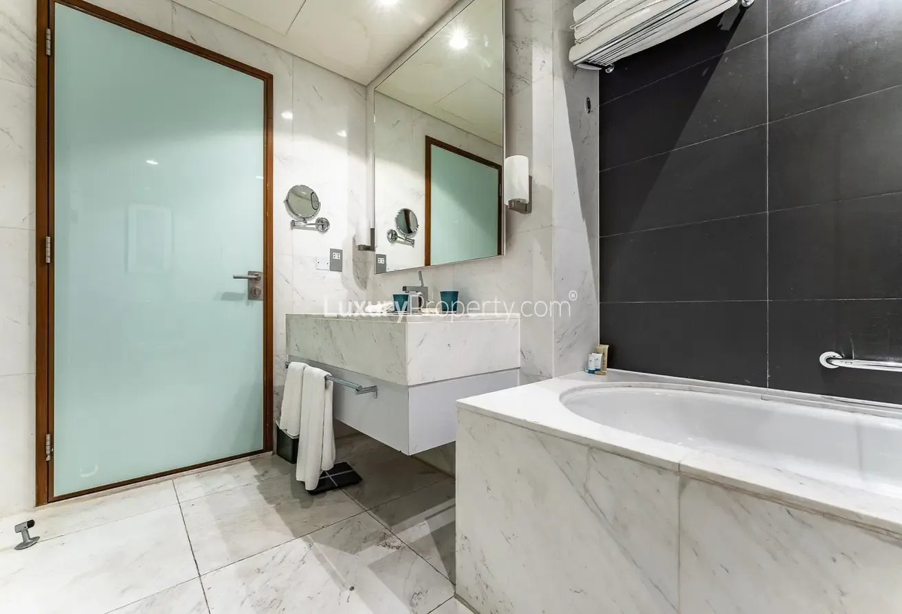 High Floor | Direct Mall Access Kempinski