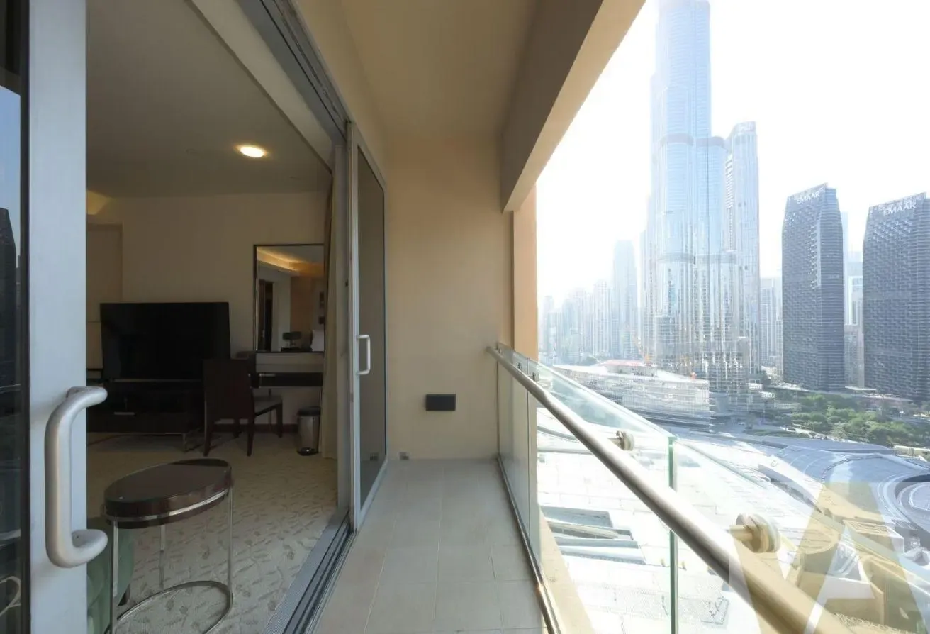 HIGH FLOOR | BURJ AND SKYLINE VIEW | VACANT