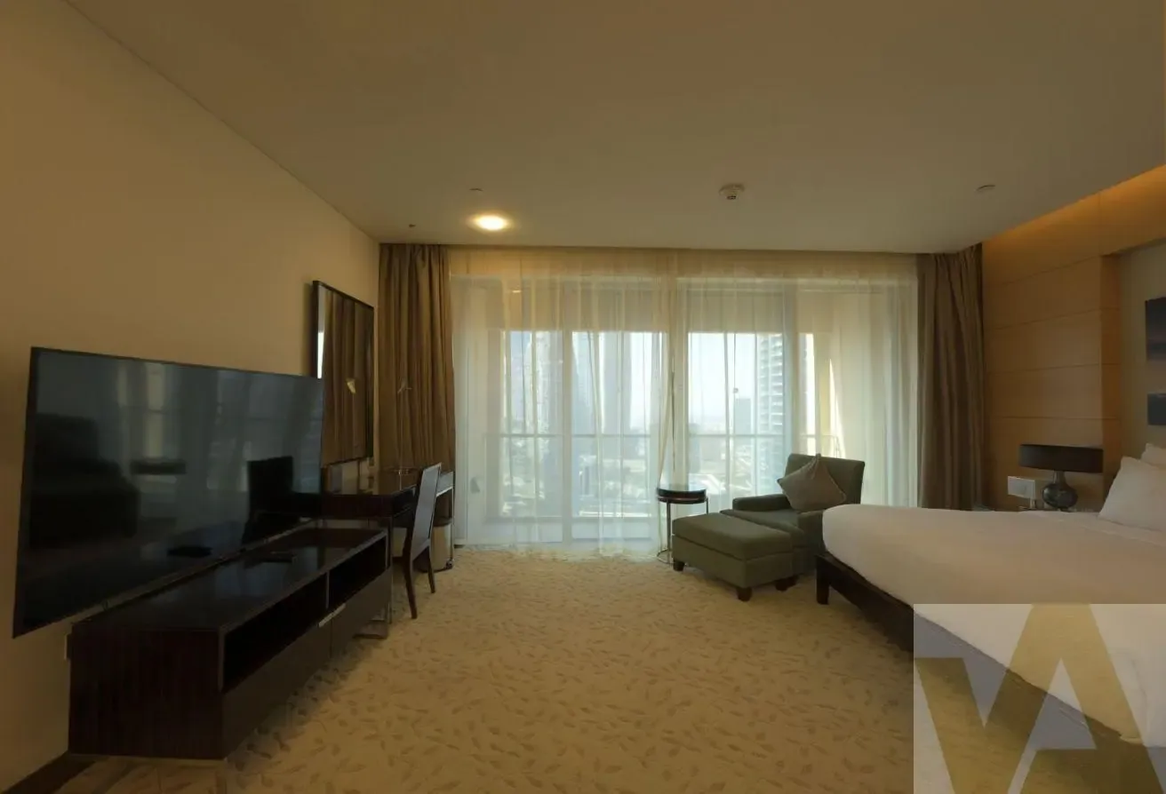 HIGH FLOOR | BURJ AND SKYLINE VIEW | VACANT