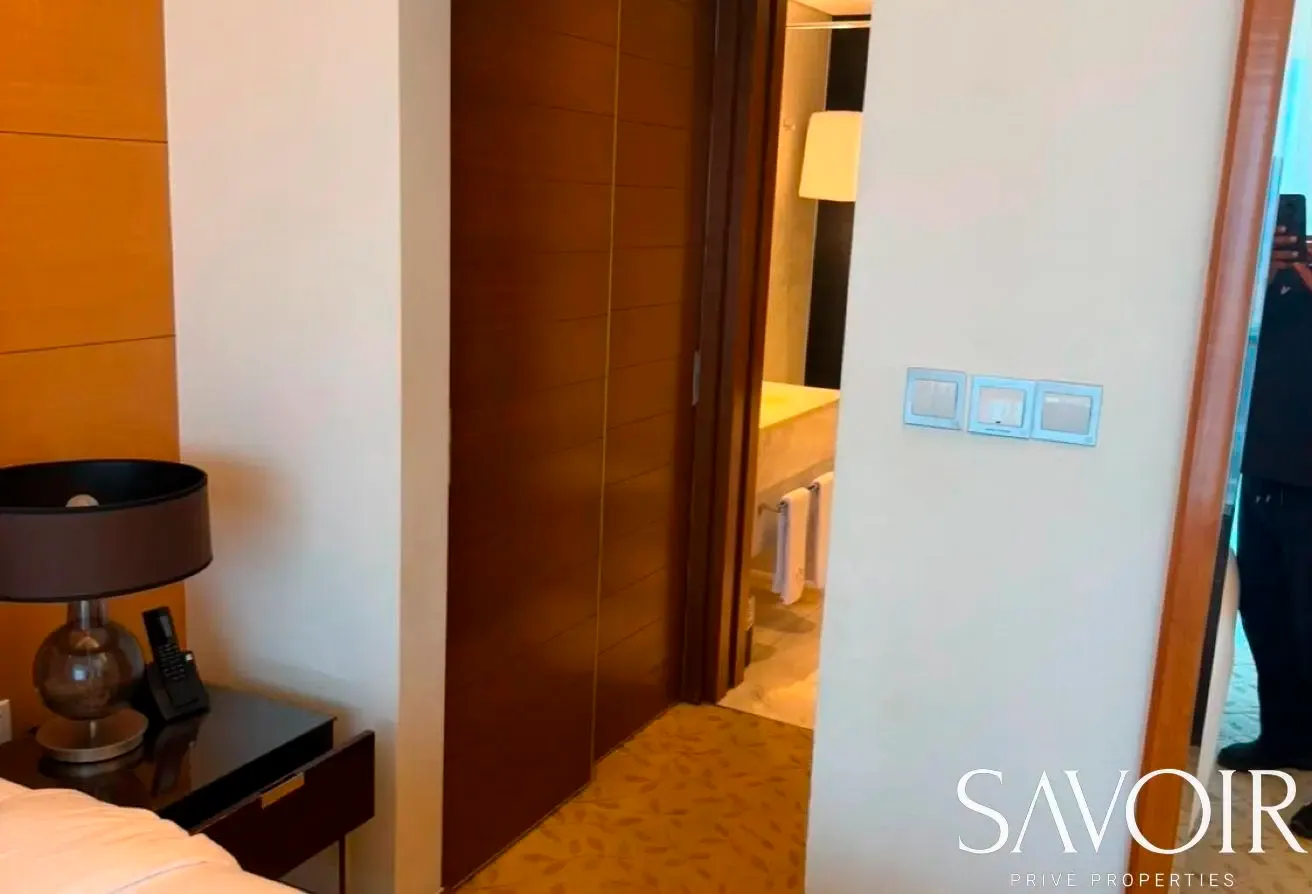 Studio- Dubai Mall residences | Burj Khalifa View