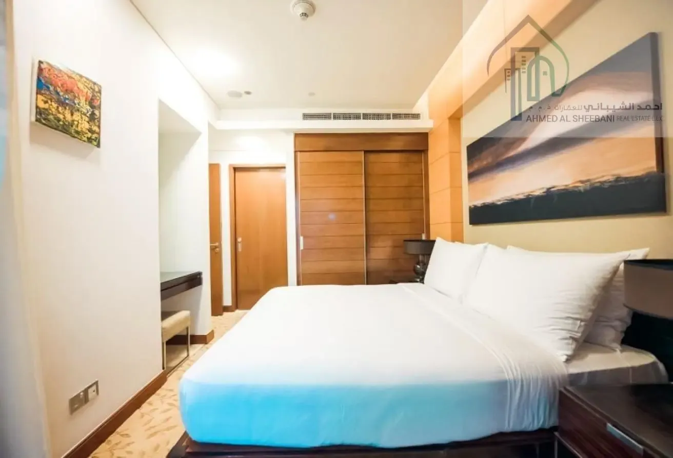 HIGH FLOOR | PRIME LOCTION | DIRECT ACCESS TO MALL