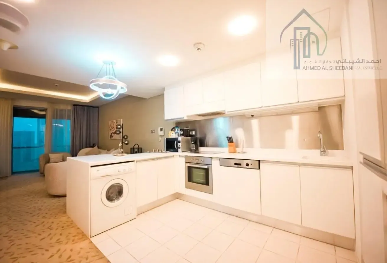 HIGH FLOOR | PRIME LOCTION | DIRECT ACCESS TO MALL