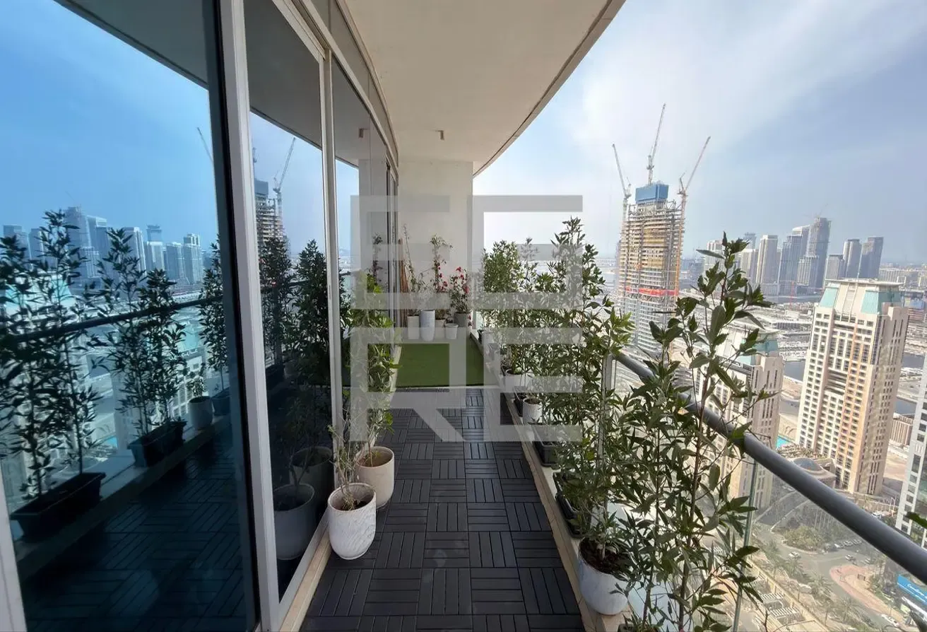 Fully Furnished 1 Bed | Big Layout | Sea View