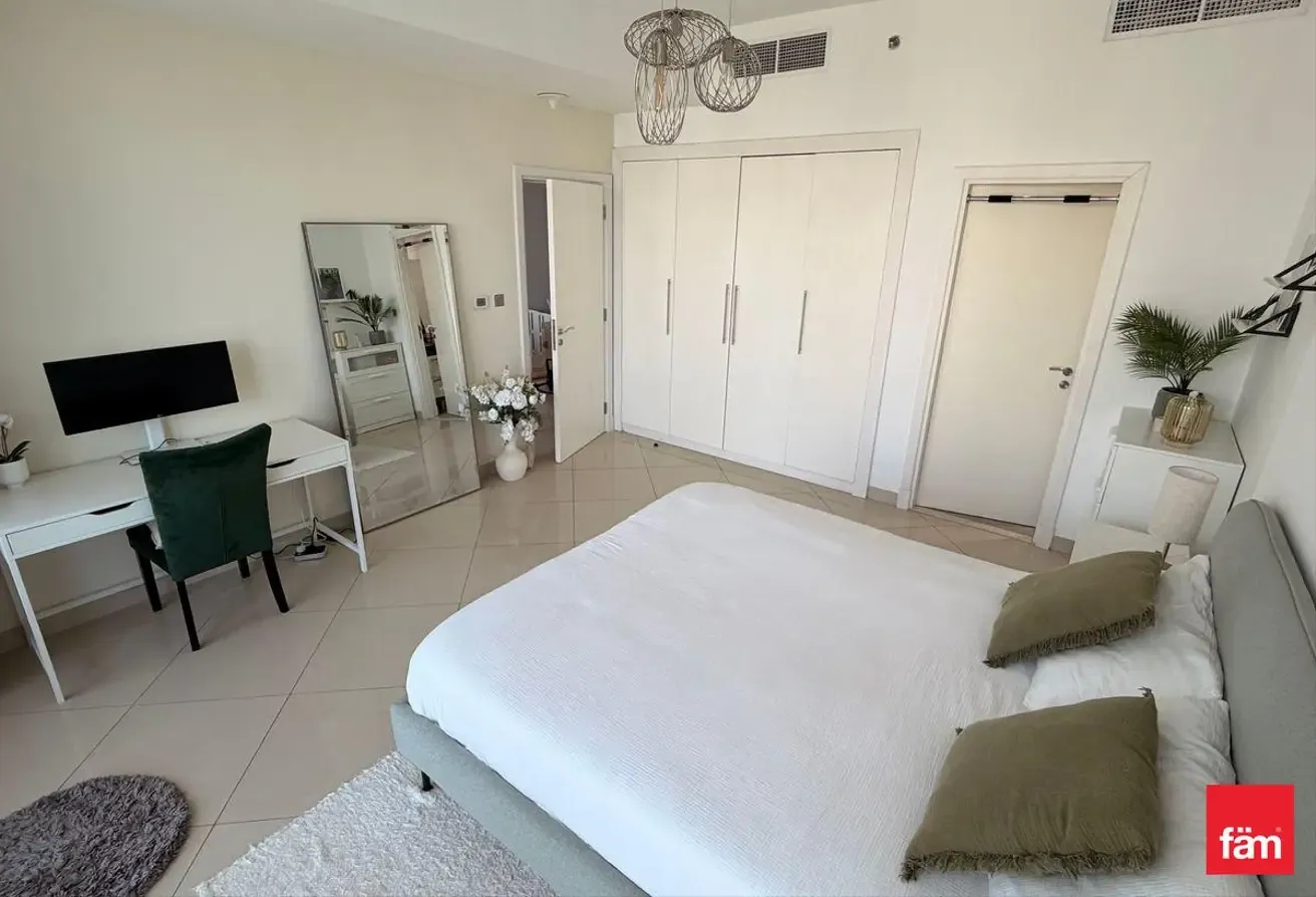 Study Room | Stunning Seaviews | Fully Furnished