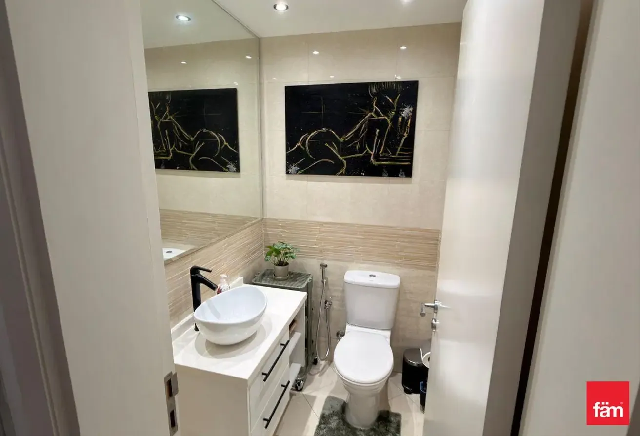 Study Room | Stunning Seaviews | Fully Furnished