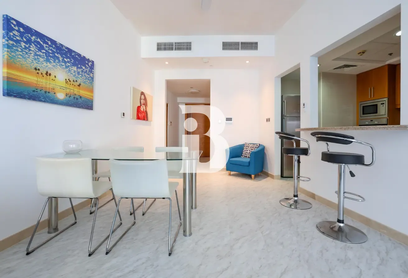 Large 1BR + Study with Premium Views