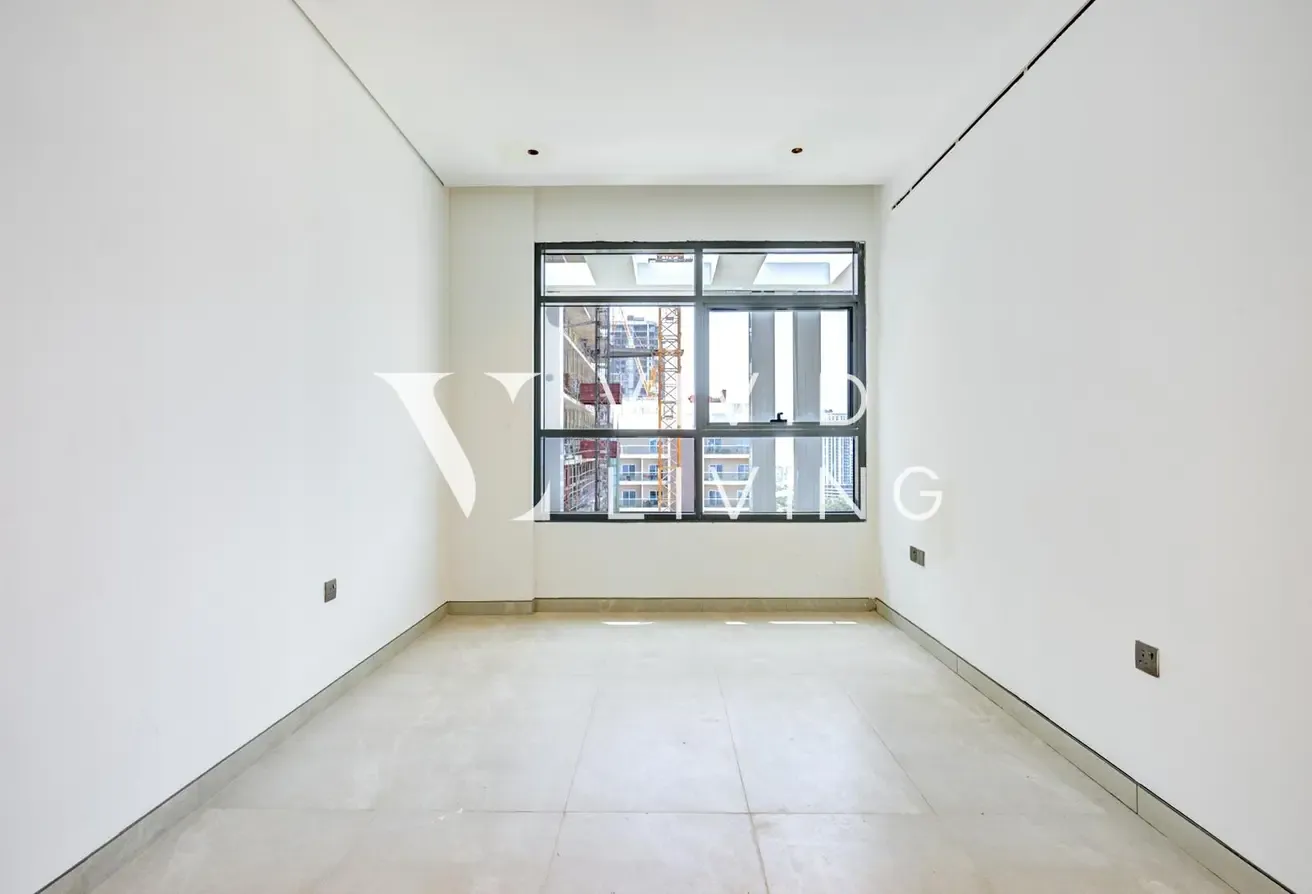 Vacant | Brand New | Maids Room |  Cinema room