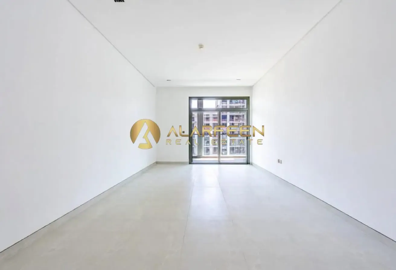 Bright & Airy 1 BR | Spacious Layout | Best Deal