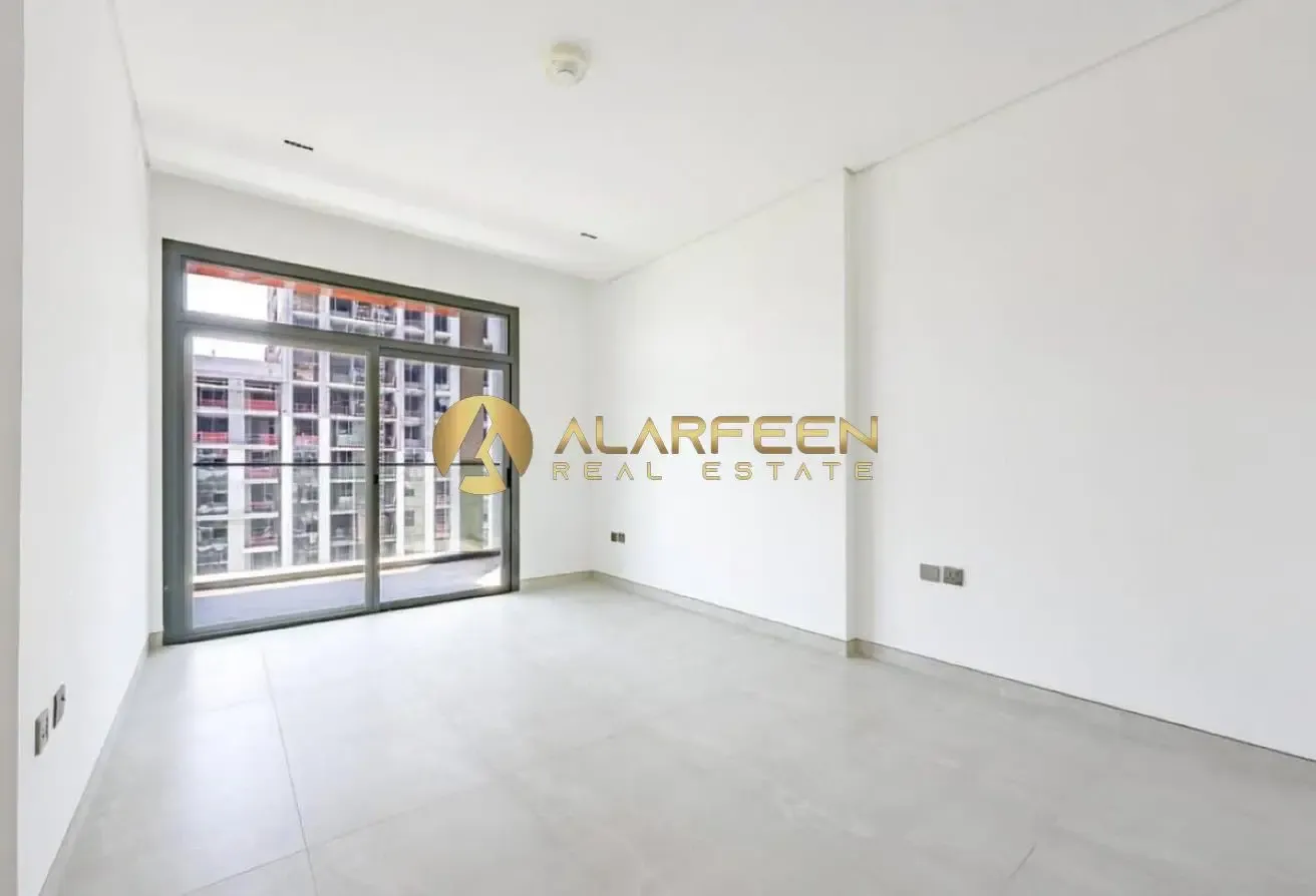 Bright & Airy 1 BR | Spacious Layout | Best Deal