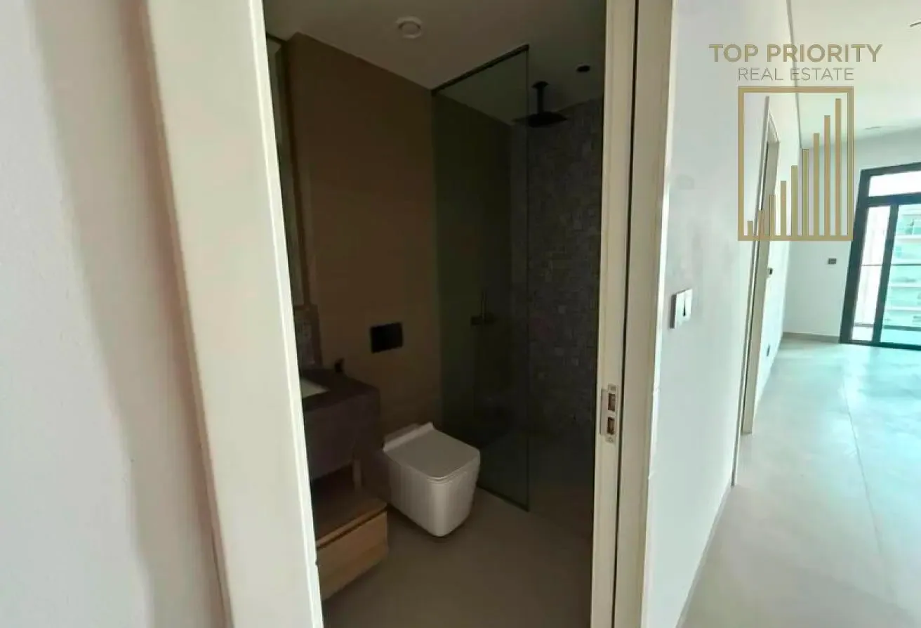 Unfurnished | Vacant | Pool View | Great Layout