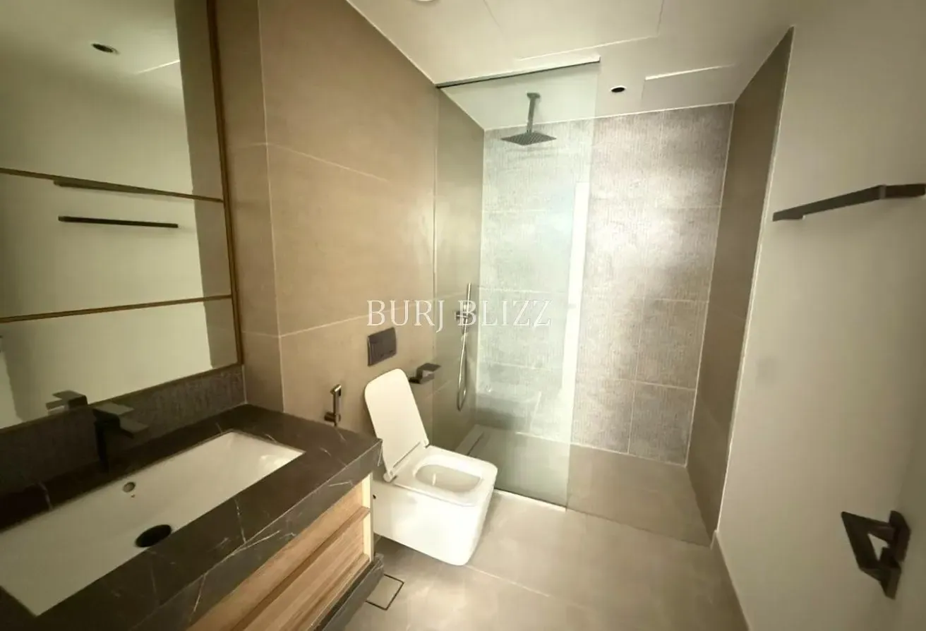 Exceptional Living | Brand New | 12 Cheques