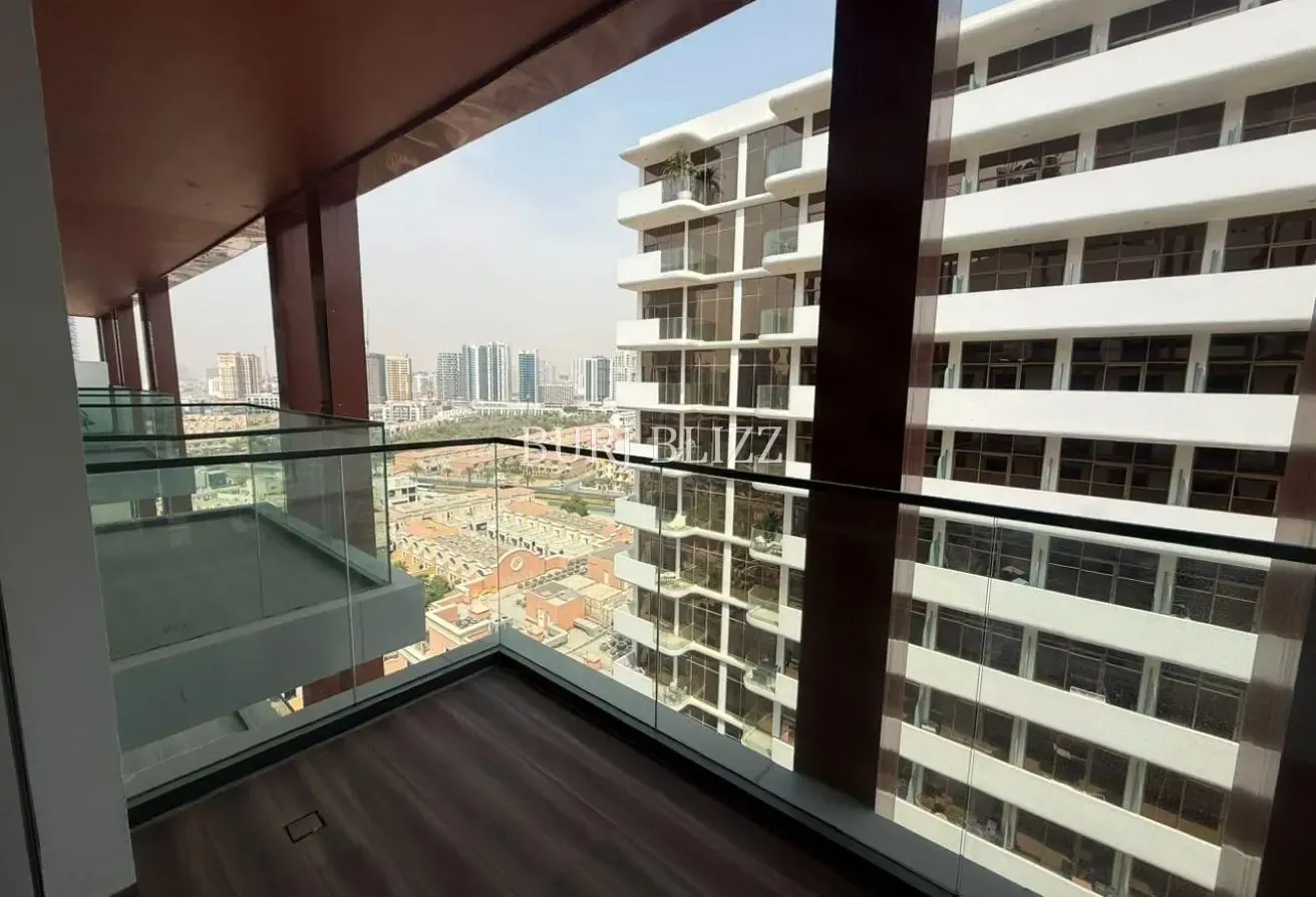 Exceptional Living | Brand New | 12 Cheques