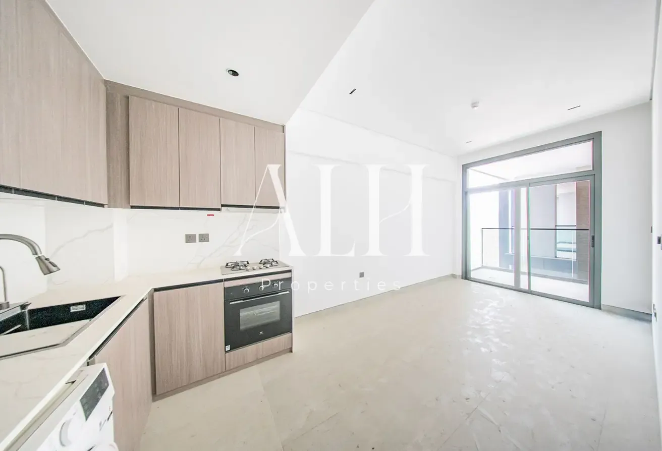 Prime Location | Kitchen Appliances | Brand New
