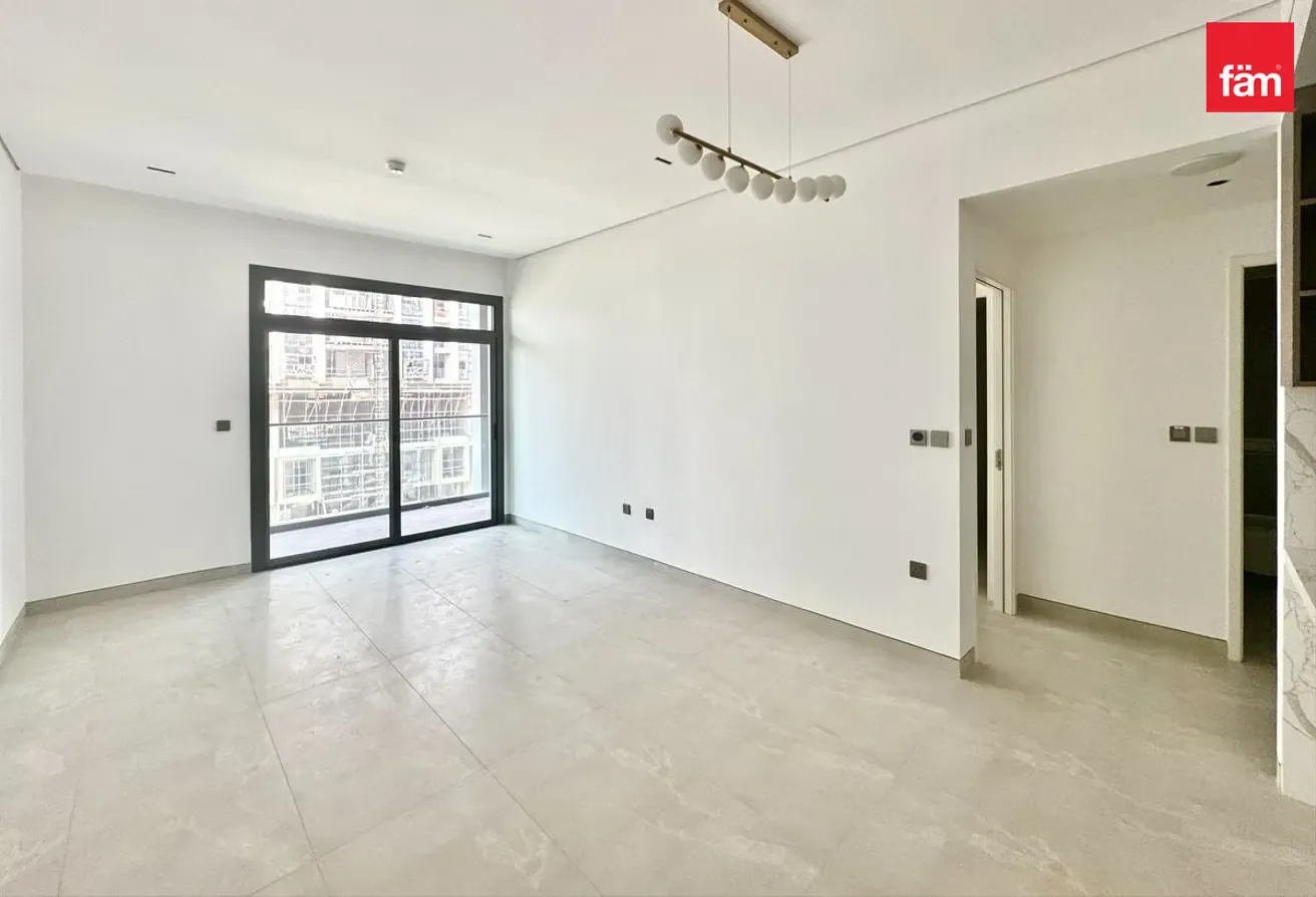Brand New, Vacant Now, Storage, One Month Free