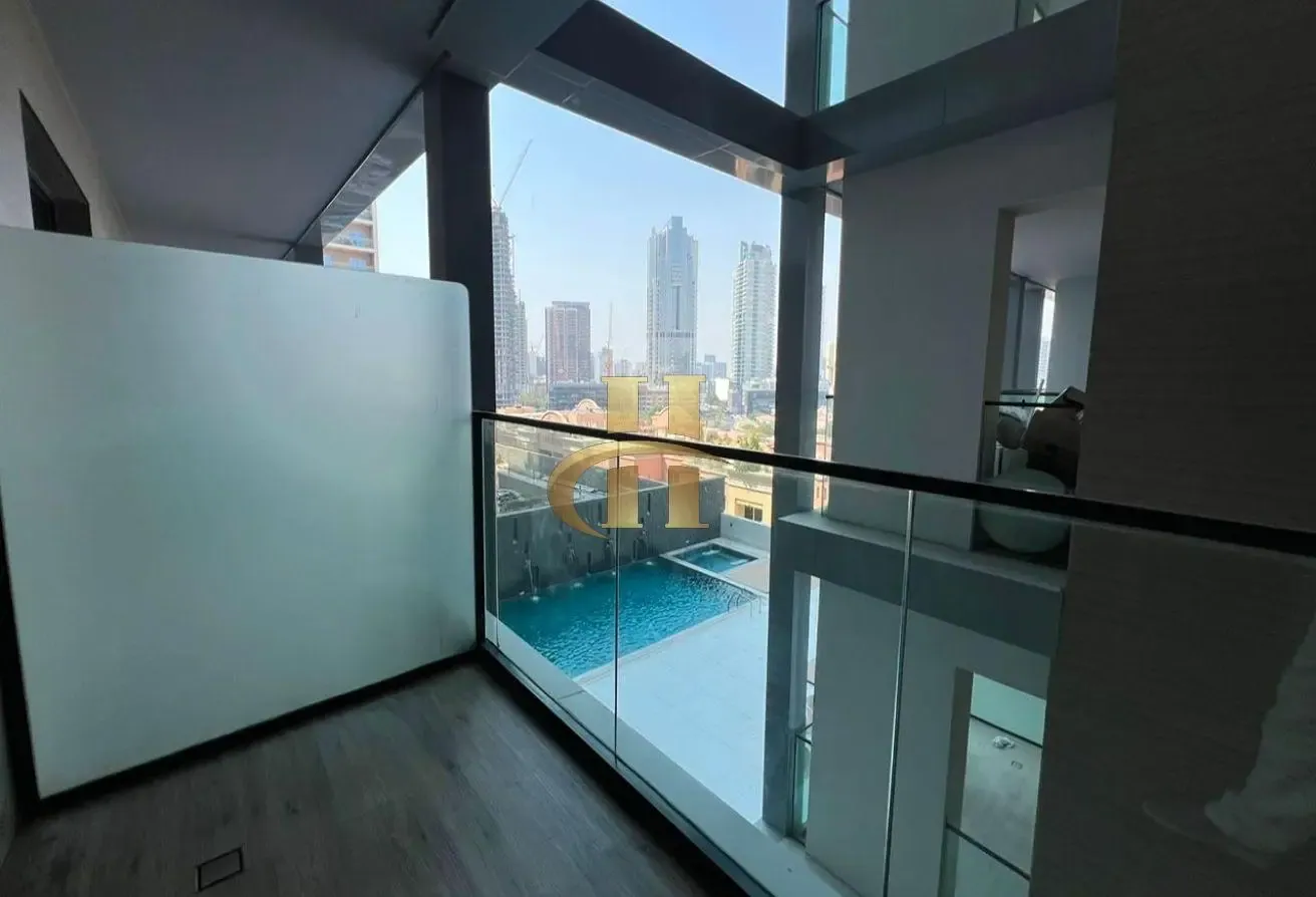 Pool View | Prime Location | Bigger Size