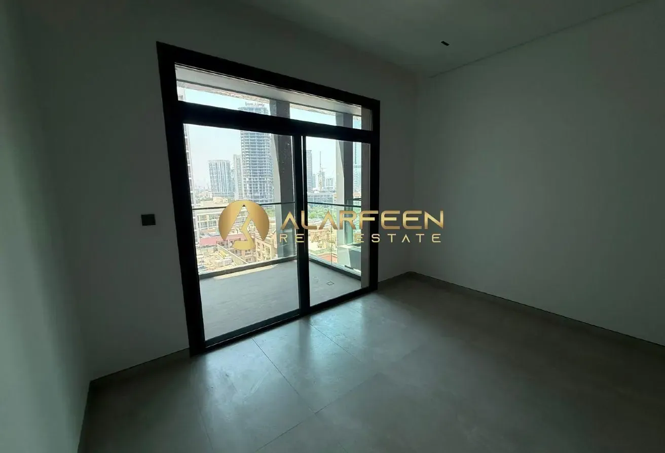 Brand New | Fitted Kitchen | Community View