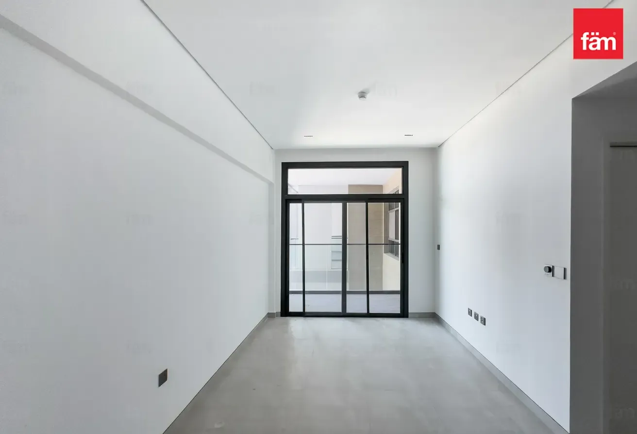 Flexible Cheques  Brand New  High Floor