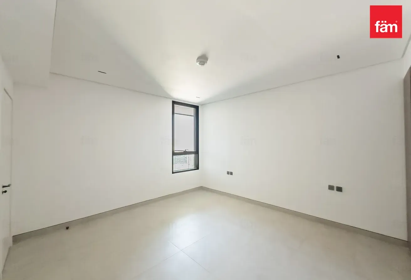 Flexible Cheques  Brand New  High Floor