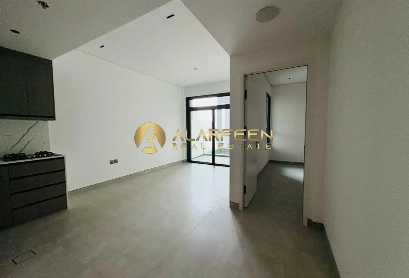 Brand New 1 BR | Kitchen Appliances | With Balcony