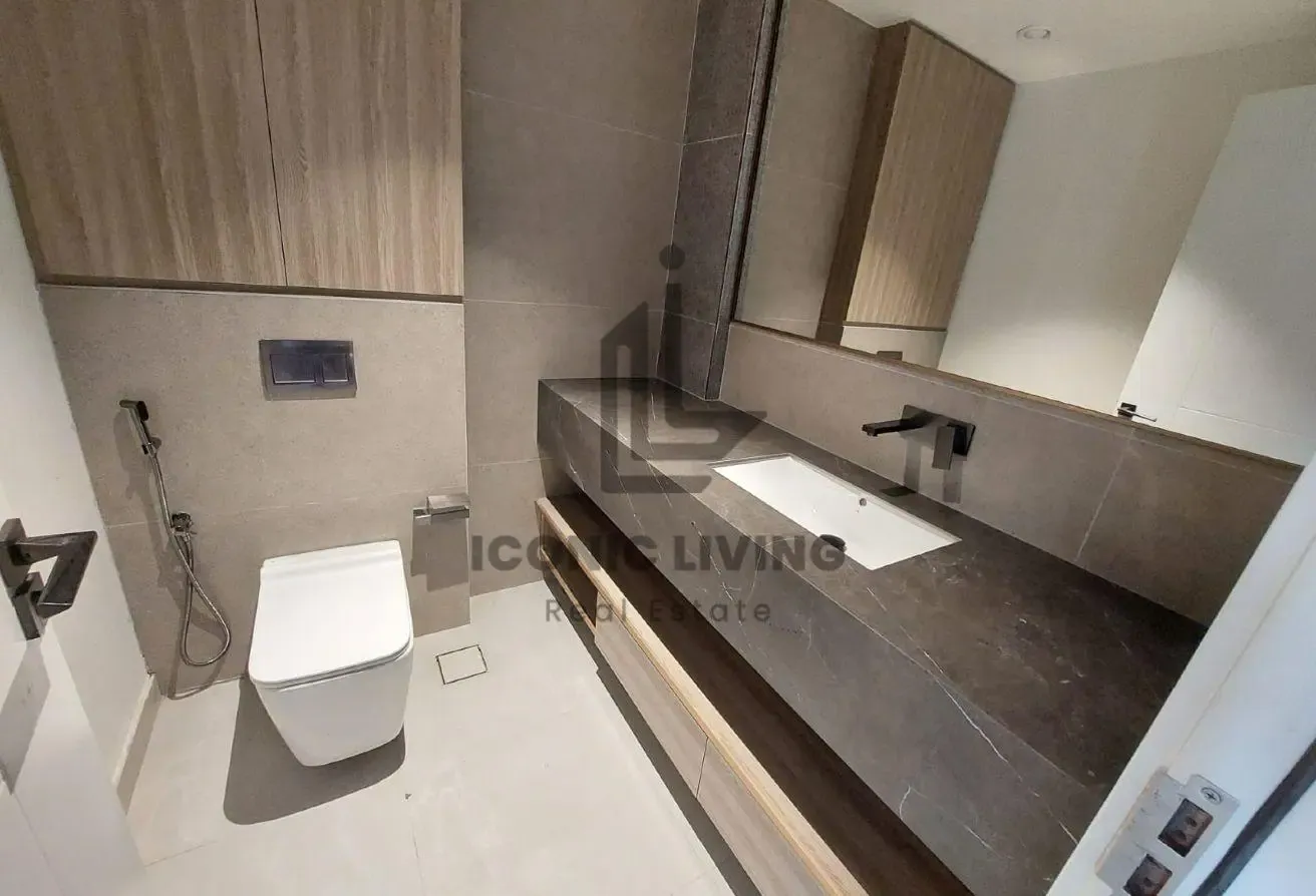 1 Bed Apartment converted into 2 beds