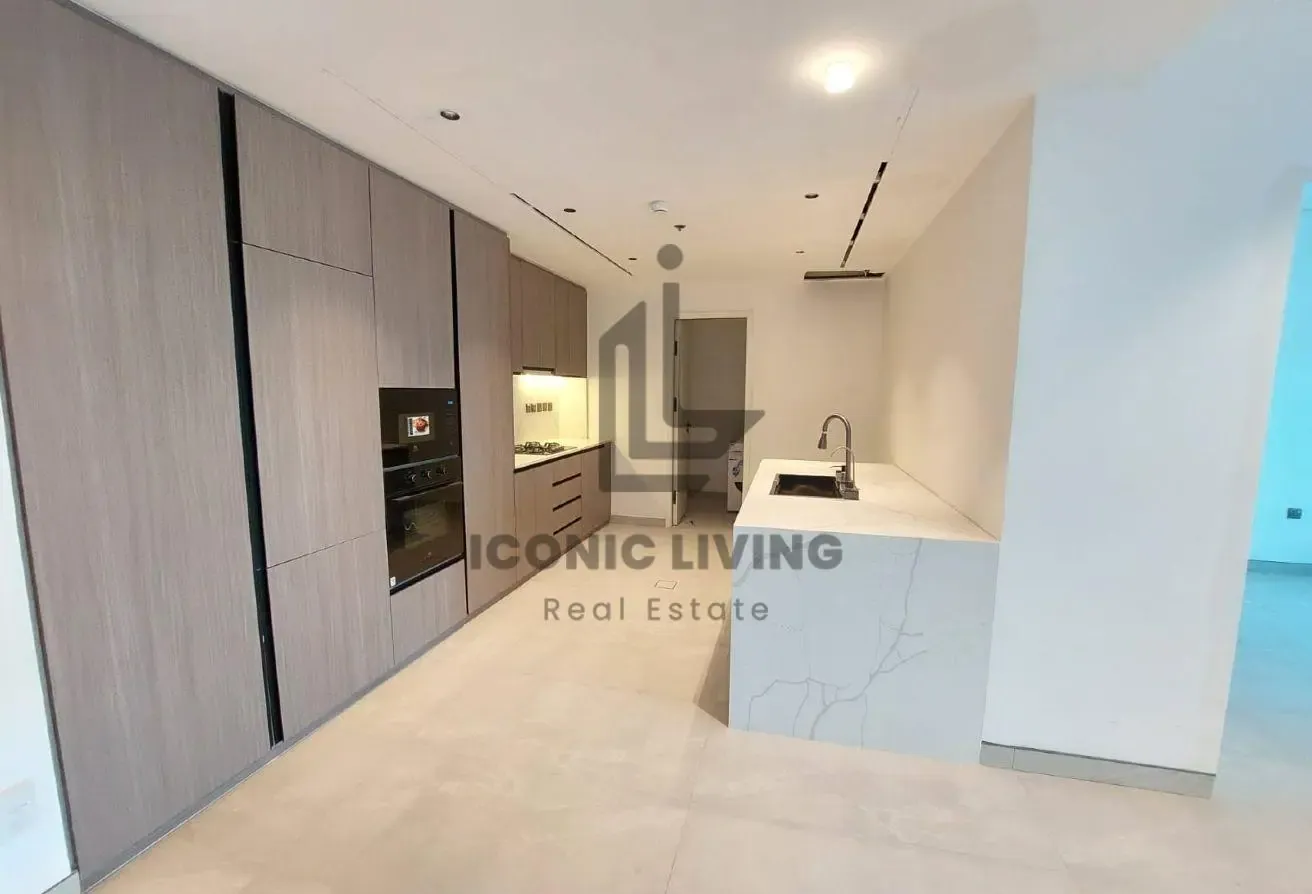 1 Bed Apartment converted into 2 beds