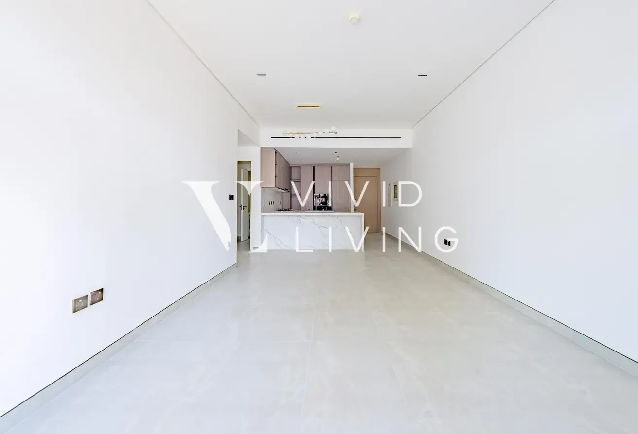 Vacant | Multiple cheques | Brand New