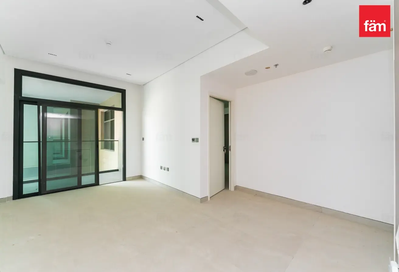 Brand New | Facing Park | Ready To Move
