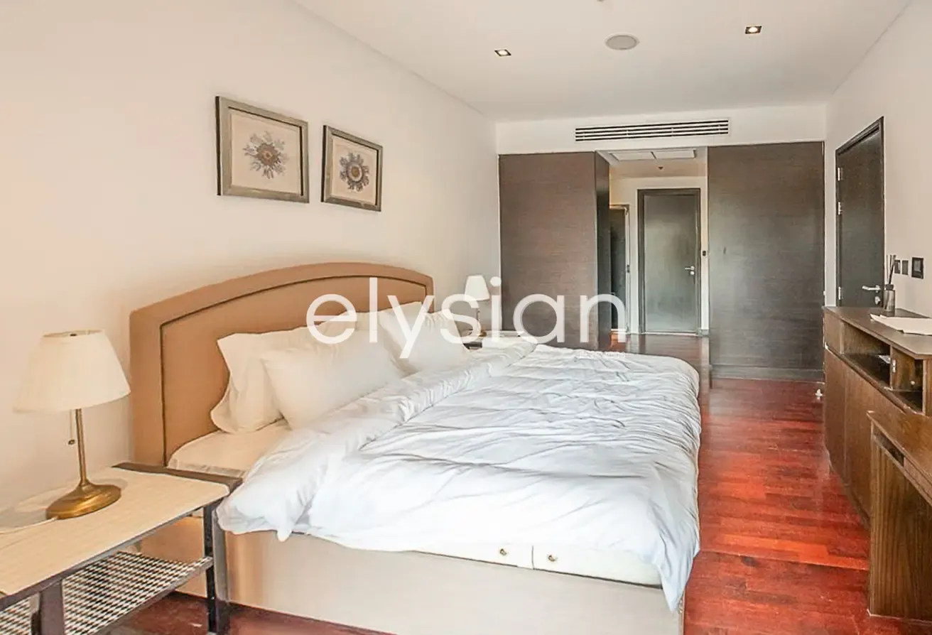 Now Vacant | Sea Views | Stunning Location