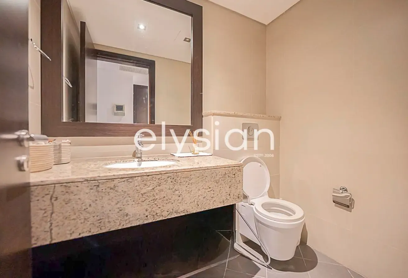 Now Vacant | Sea Views | Stunning Location