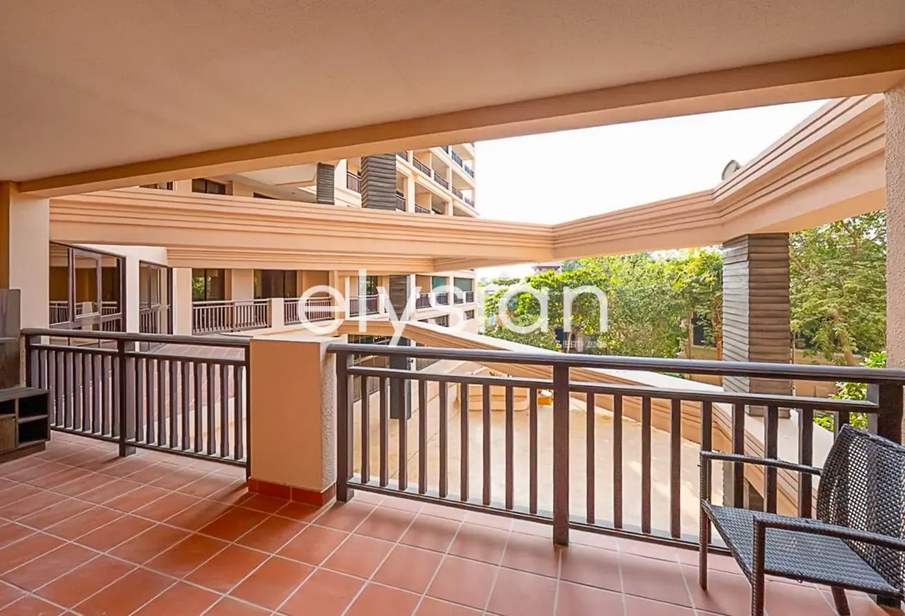 Now Vacant | Sea Views | Stunning Location