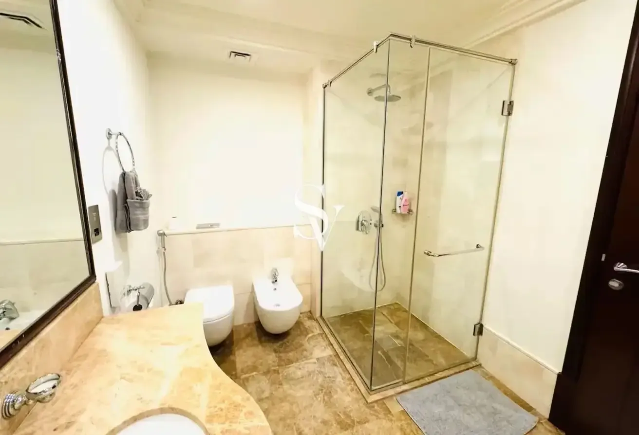 VIEW NOW | UNFURNISHED | PRIVATE BEACH | VACANT