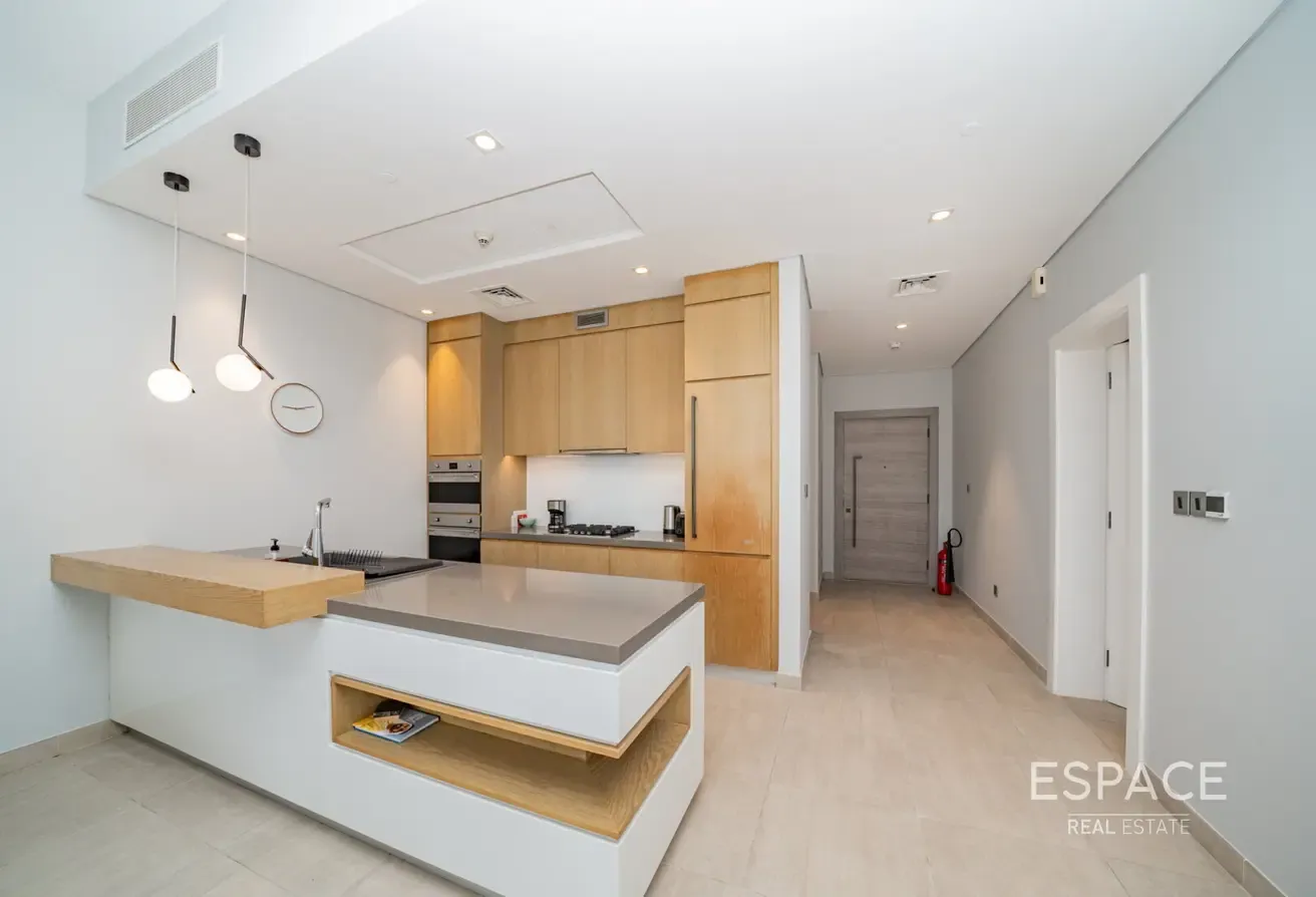Early Exit Terms |1 Month Free |Sea View