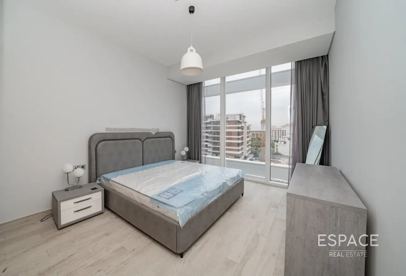 Early Exit Terms |1 Month Free |Sea View